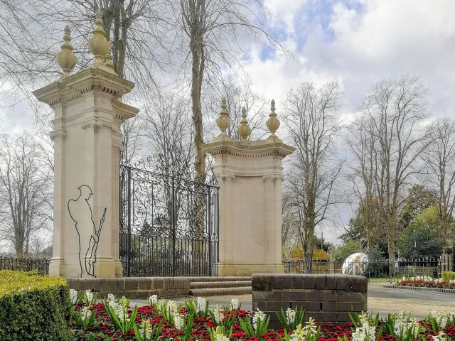 The borough's annual remembrance service and parade takes place at the War Memorial gates on Sunday 8 November. (Photo courtesy of Veronika Beckova).