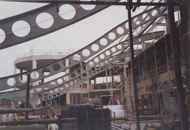 Blueprints traces the foundations of Rugby Art Gallery and Museum and the iconic collection of contemporary art it houses.