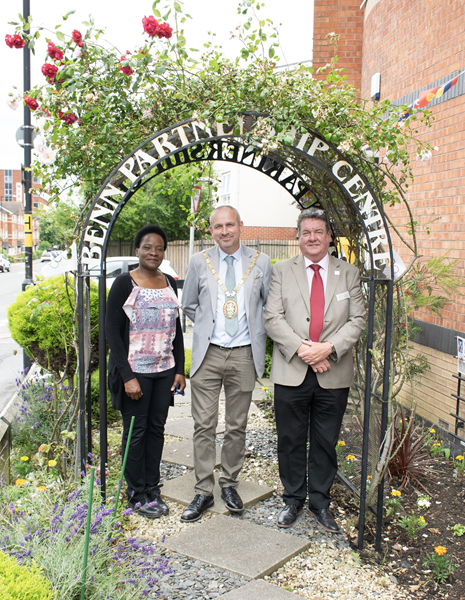 The Heart of England in Bloom tour ended with lunch at the Benn Partnership Centre, where judge Joe Hayden met centre manager Vivien Kajoro and the Mayor of Rugby, Cllr Simon Ward.
